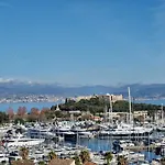Large 3-bedroom Port Vauban Apartment