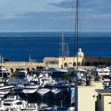 Large 3-bedroom Port Vauban * Antibes