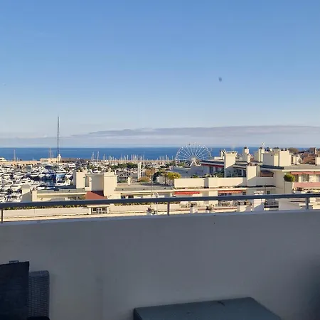 Appartement Large 3-bedroom Port Vauban *
