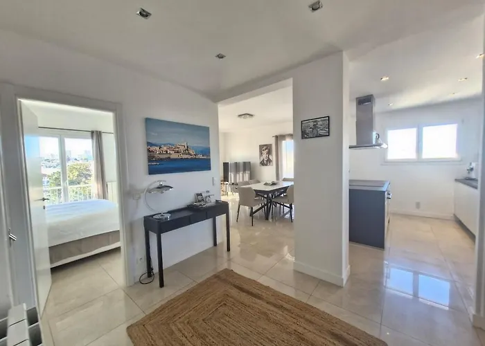 Large 3-bedroom Port Vauban Lägenhet Antibes